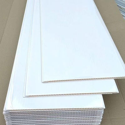 Σύγχρονο σχεδιασμό PVC πλαστική πλακέτα για την εγκατάσταση οροφής σε αγροτικές περιοχές